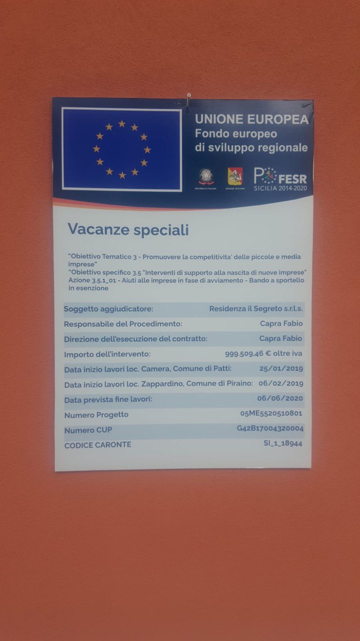 Il Casale visto dalla campagna